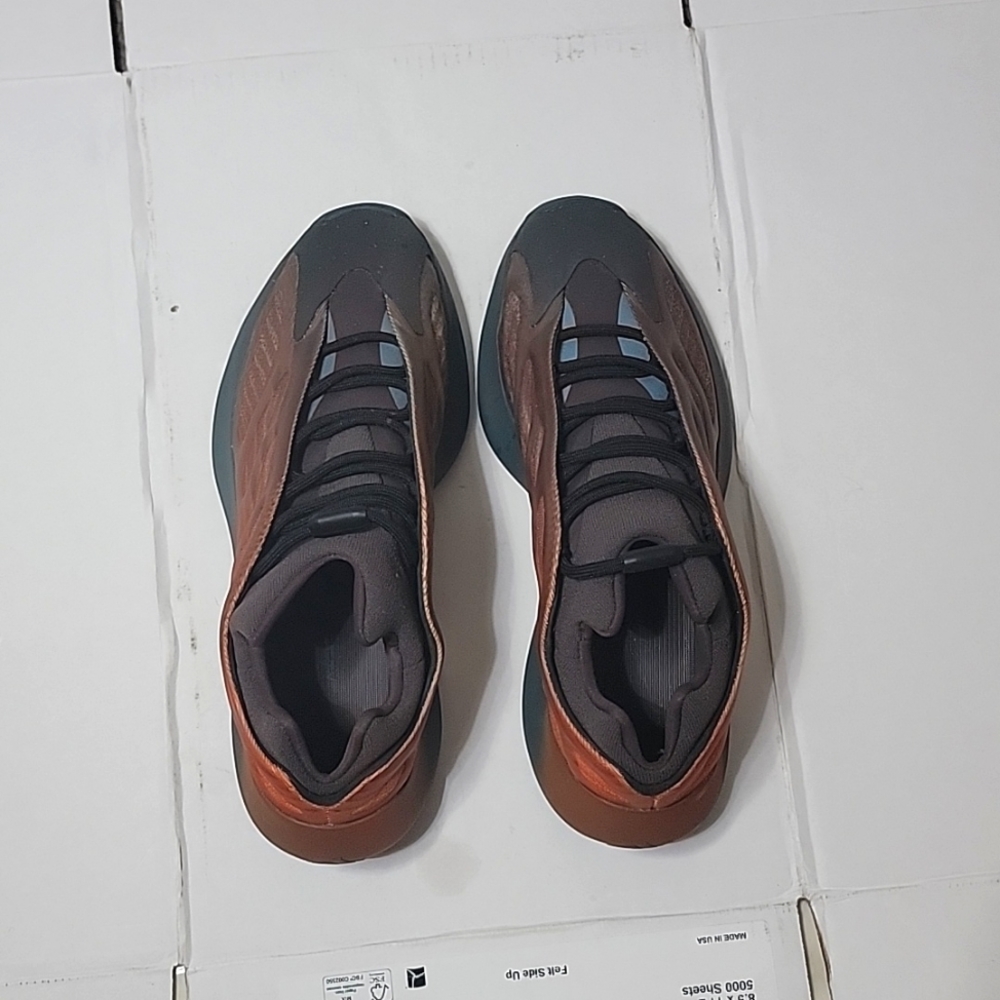 Yeezy 700